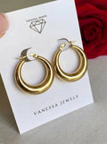 CLASSIC GOLD HOOP EARRINGS